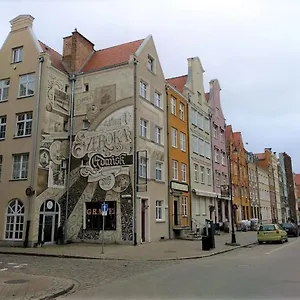 https://apartament-szeroka-apartment-80-835-2.gdanskhotel.org